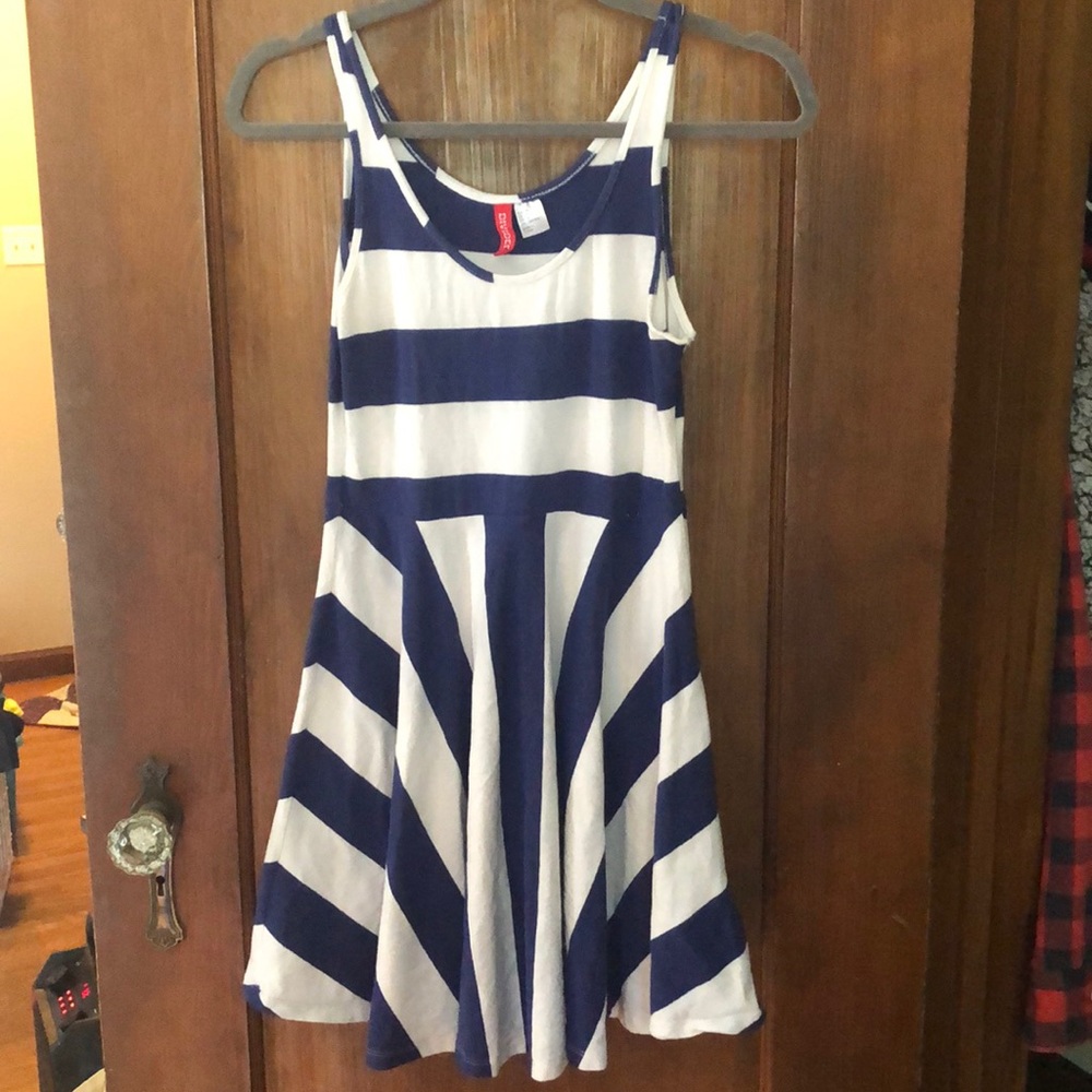 H&M Divided striped dress, size 6